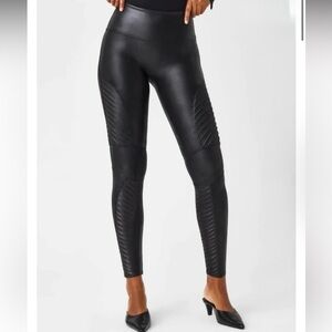 Spanx Faux Leather Moto Leggings – Size Medium – Excellent Like-New Condition